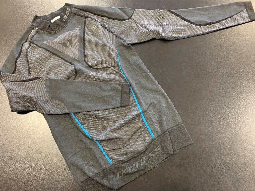 直接 肌に当たるインナーは柔らかでさらりとした物を【QUICK DRY TEE】