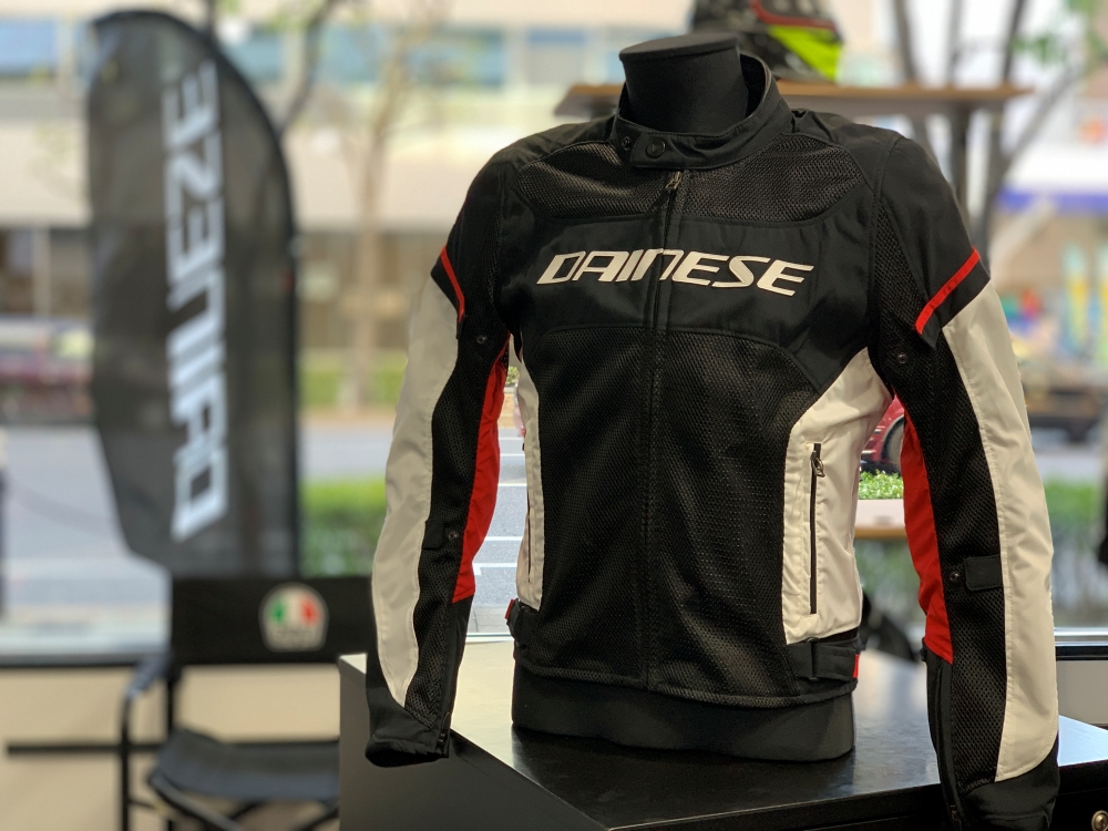 低反発 腰用 DAINESE 新品未使用メッシュジャケット エアフレームD1