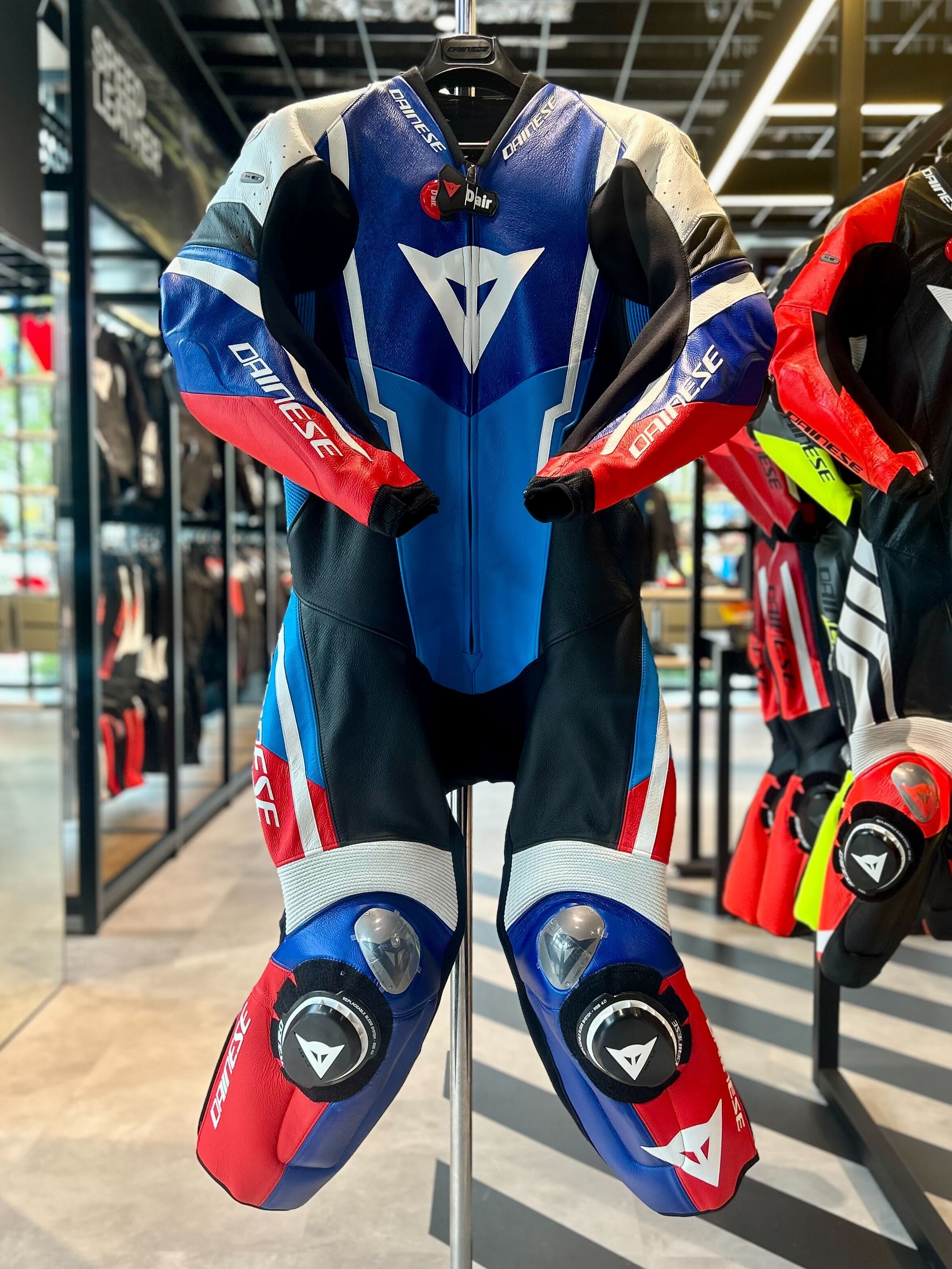 お客様の1着ご紹介】世界に一つ。こだわりのフルオーダーCUSTOM WORKS