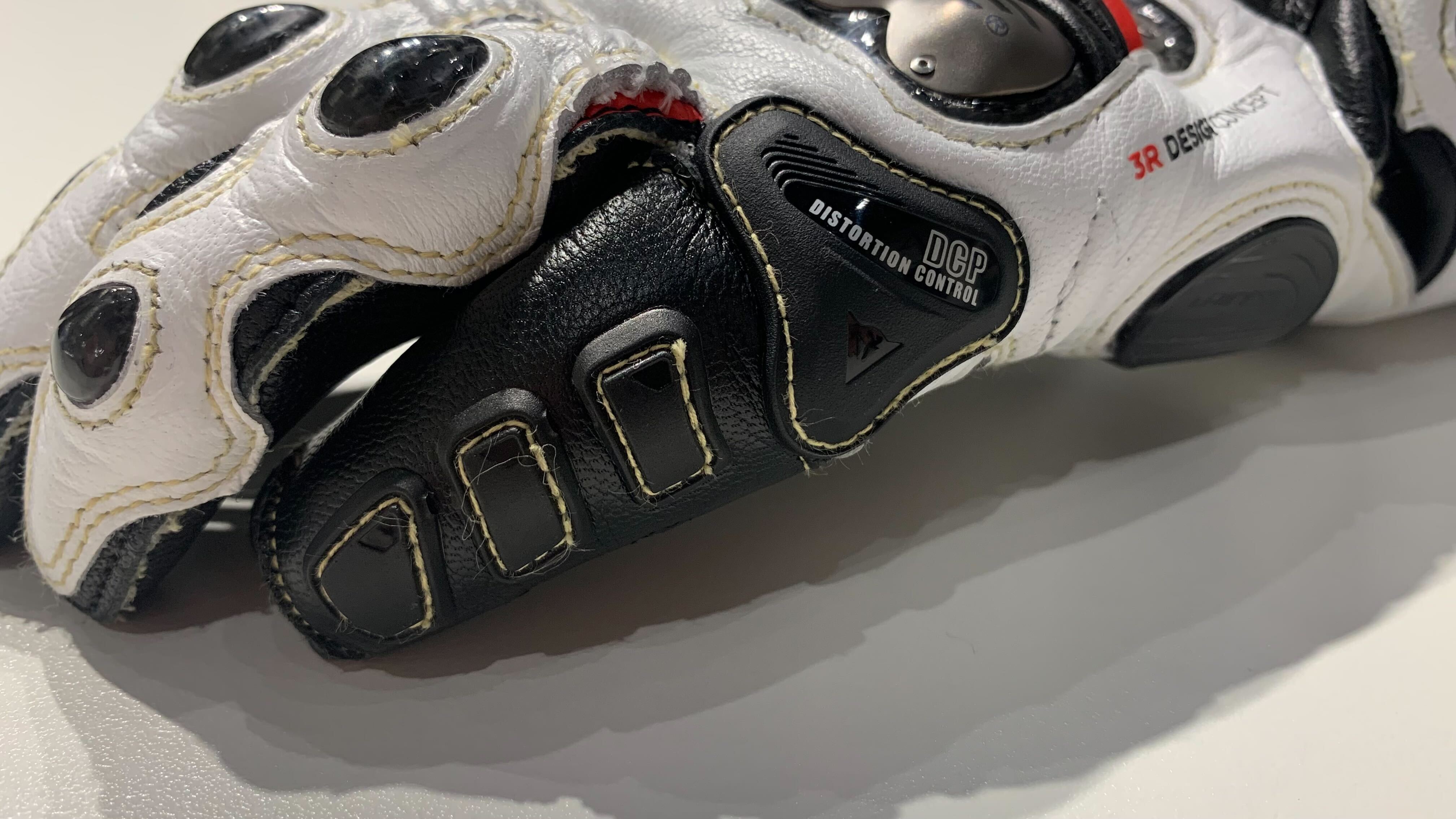 W*g様 激レア　ダイネーゼ グローブ　マックスビアッジモデル W*g様 激レア ダイネーゼ グローブ マックスビアッジモデル