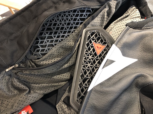 快適性と軽量性に優れた新定番スポーツレザージャケット”SPORT PRO