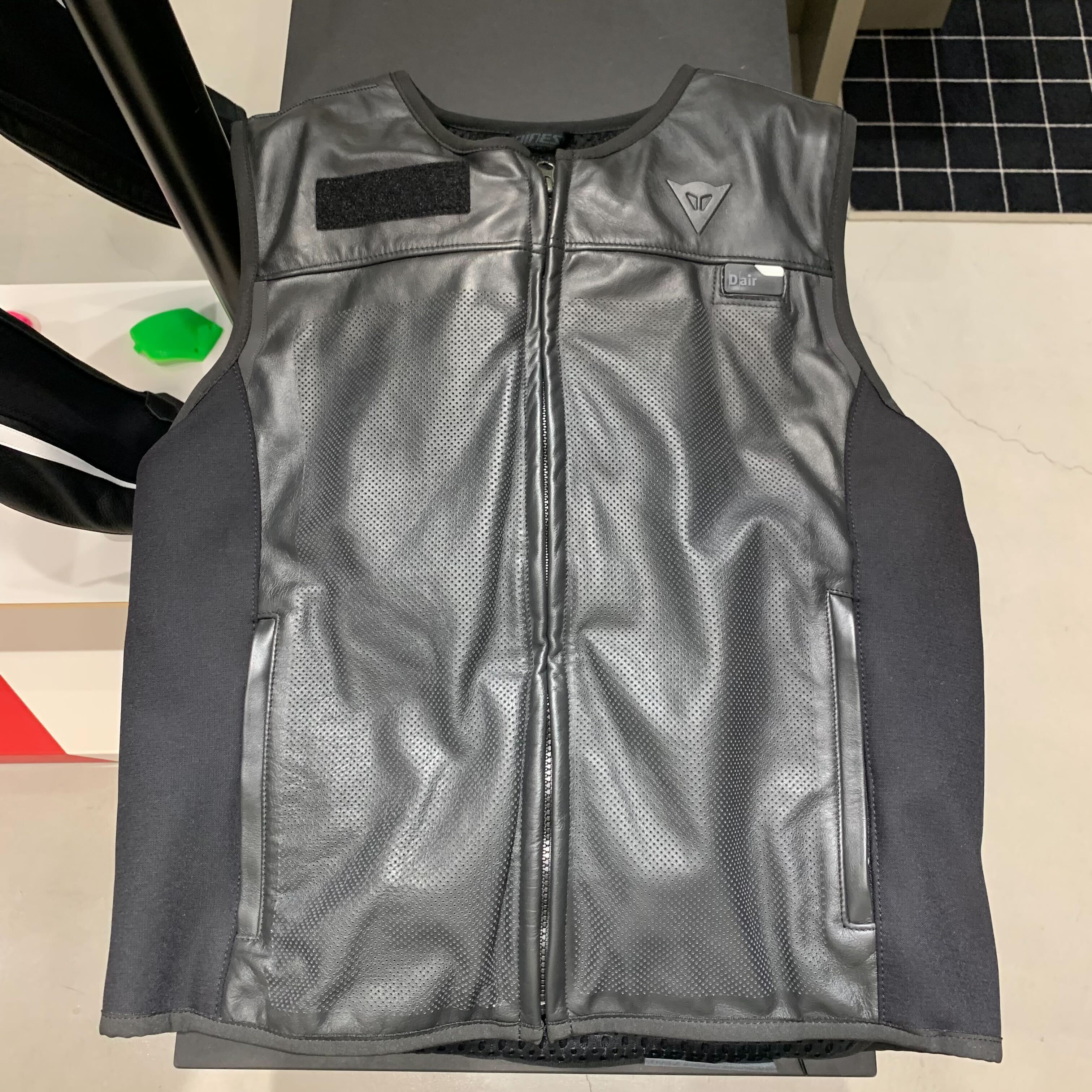 もっとオシャレになったスマートジャケット 【SMART JACKET LEATHER】