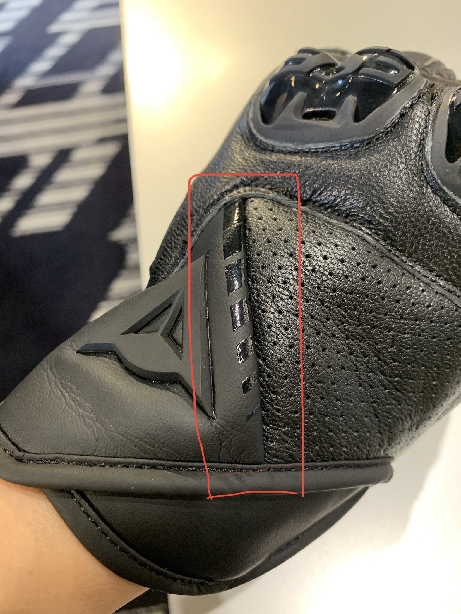 爽やかな季節の到来です。新作グローブ 