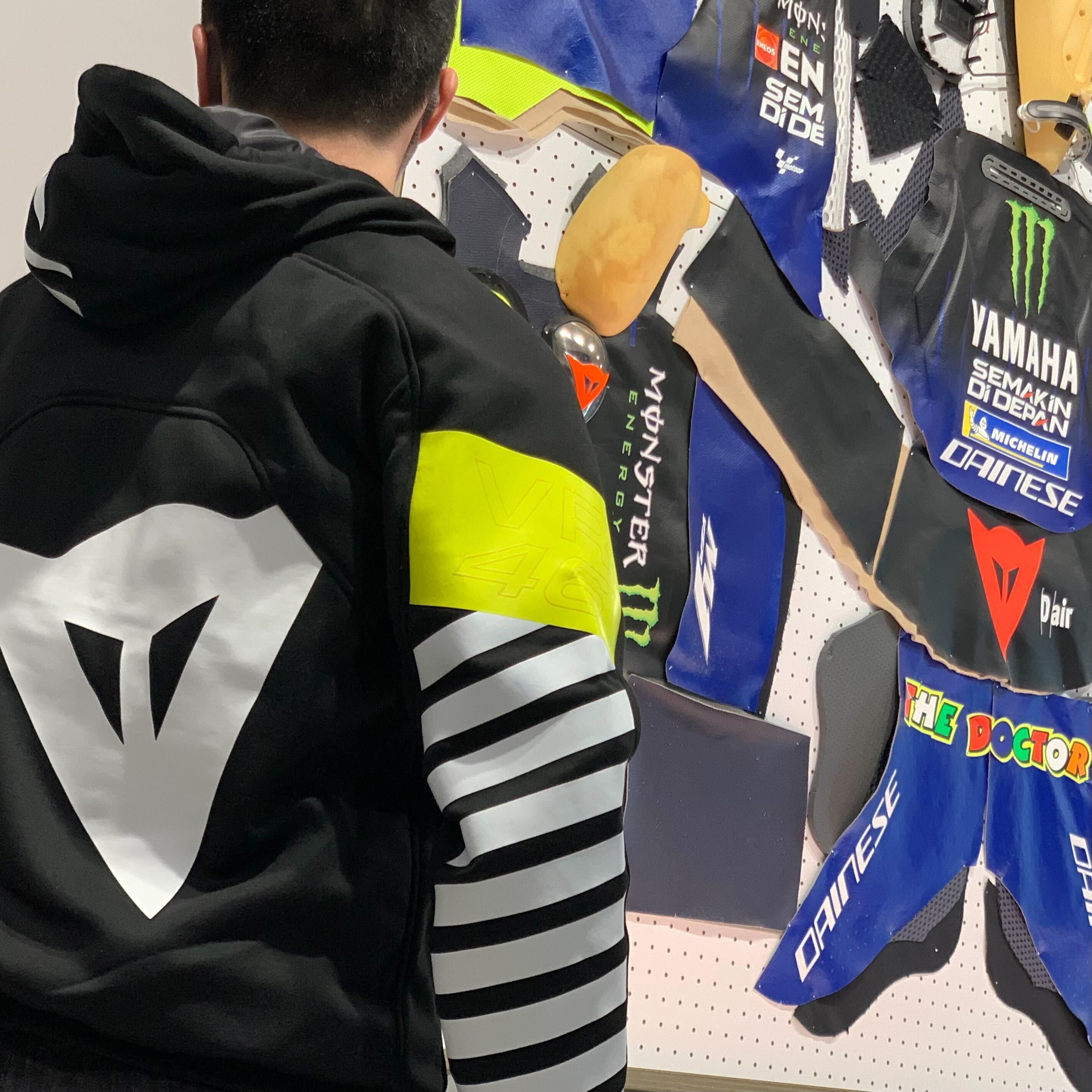 ロッシファンには堪らないDAINESE×VR46コラボデザインの新作が入荷！