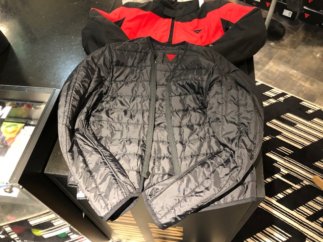 サマーシーズン+αで使用できる、新作”ELETTRICA AIR TEX JACKET”のご紹介