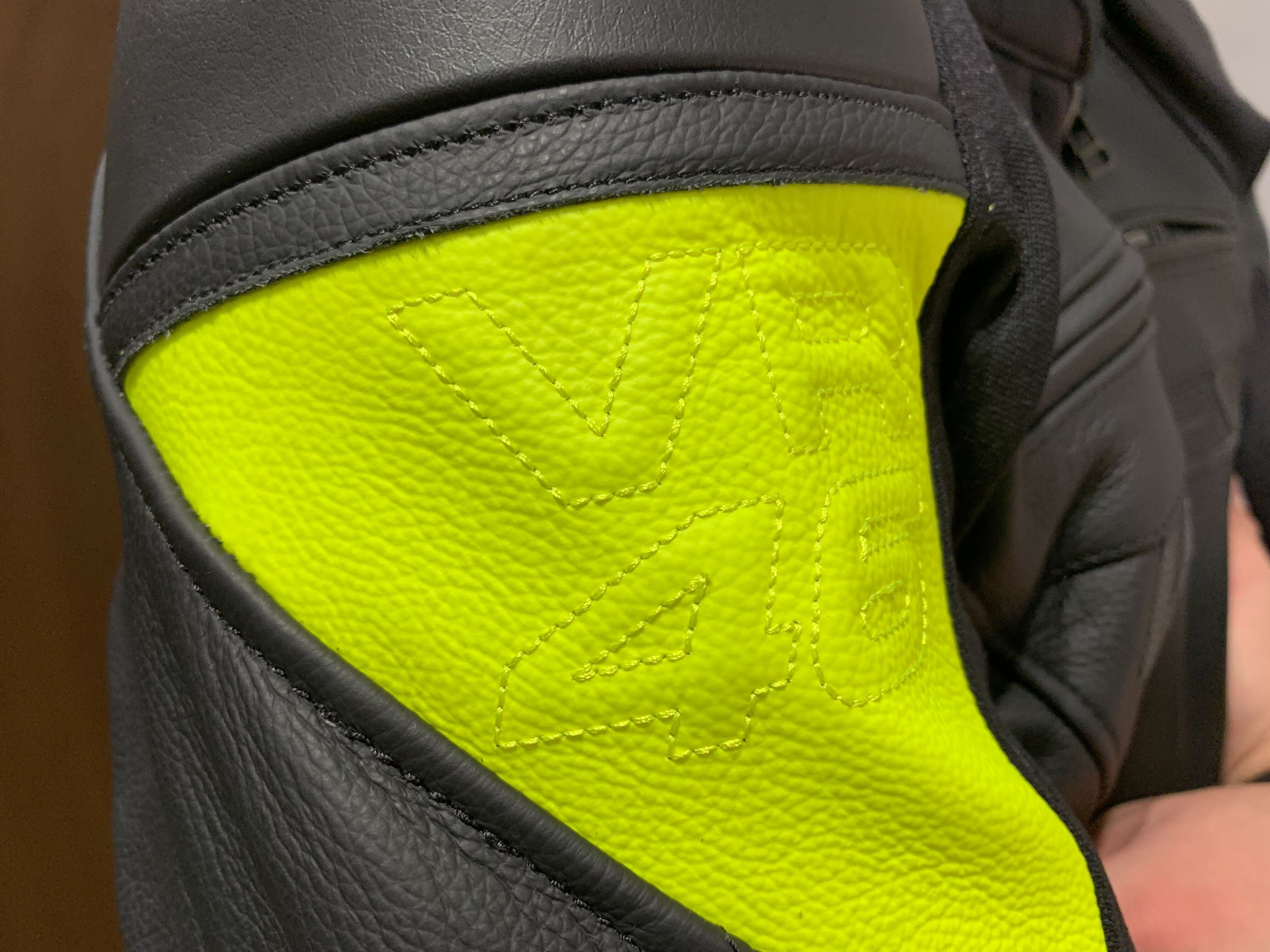 ロッシファンには堪らないDAINESE×VR46コラボデザインの新作が入荷！