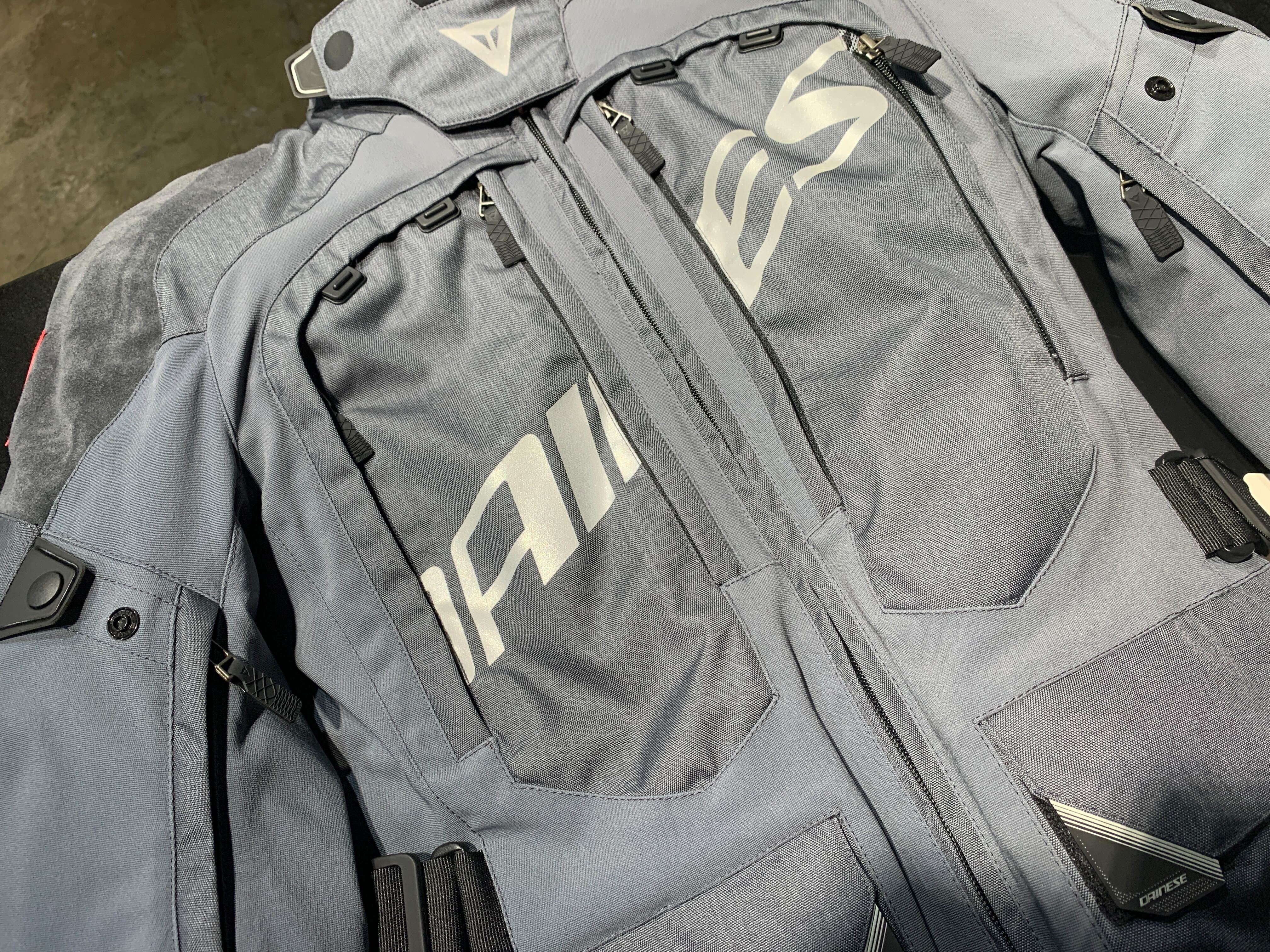 3層構造のオールシーズンジャケット、SPRINGBOK 3L ABSØLUTESHELL™ JACKET