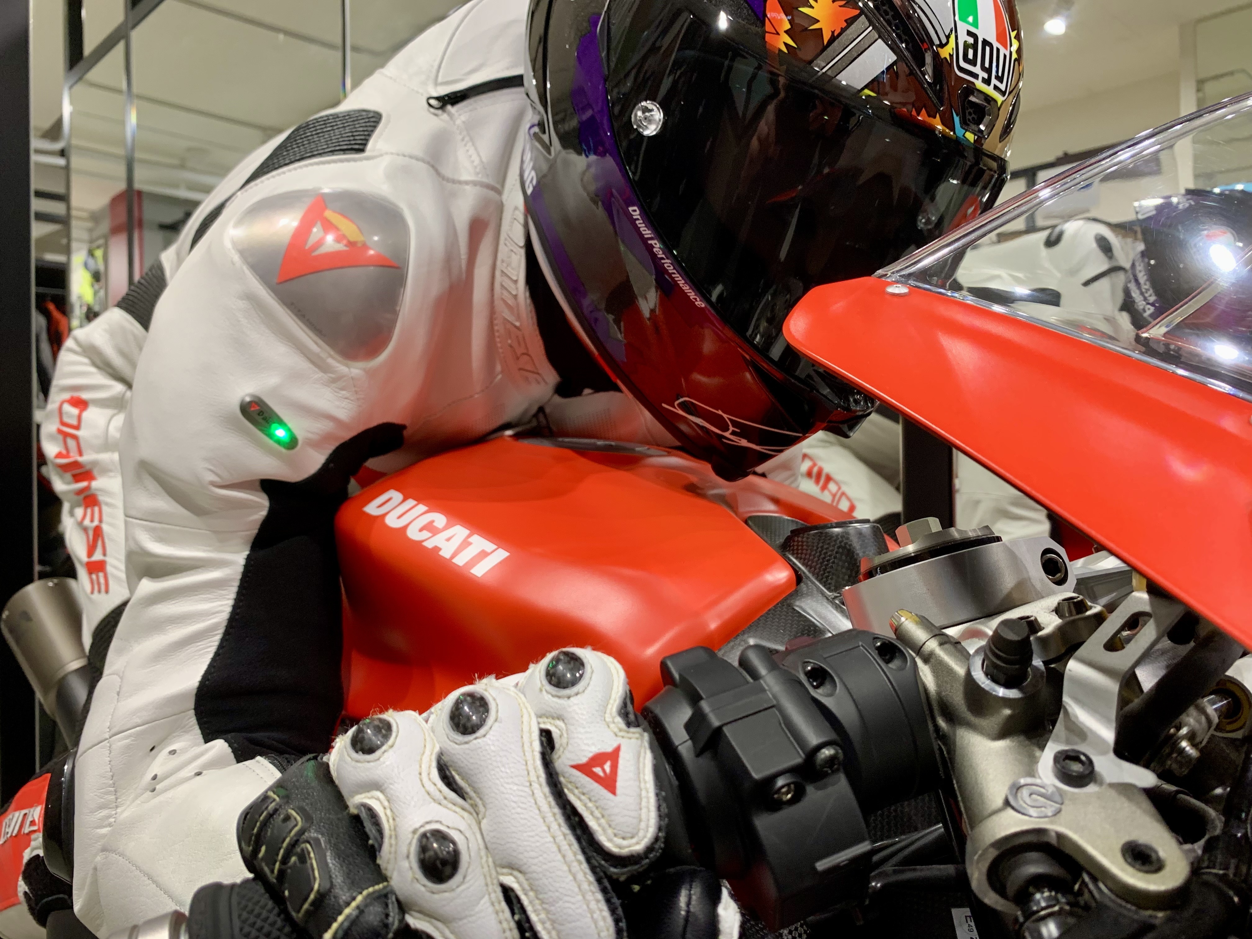 世界選手権ライダーと同じスーツを体感してみませんか？!