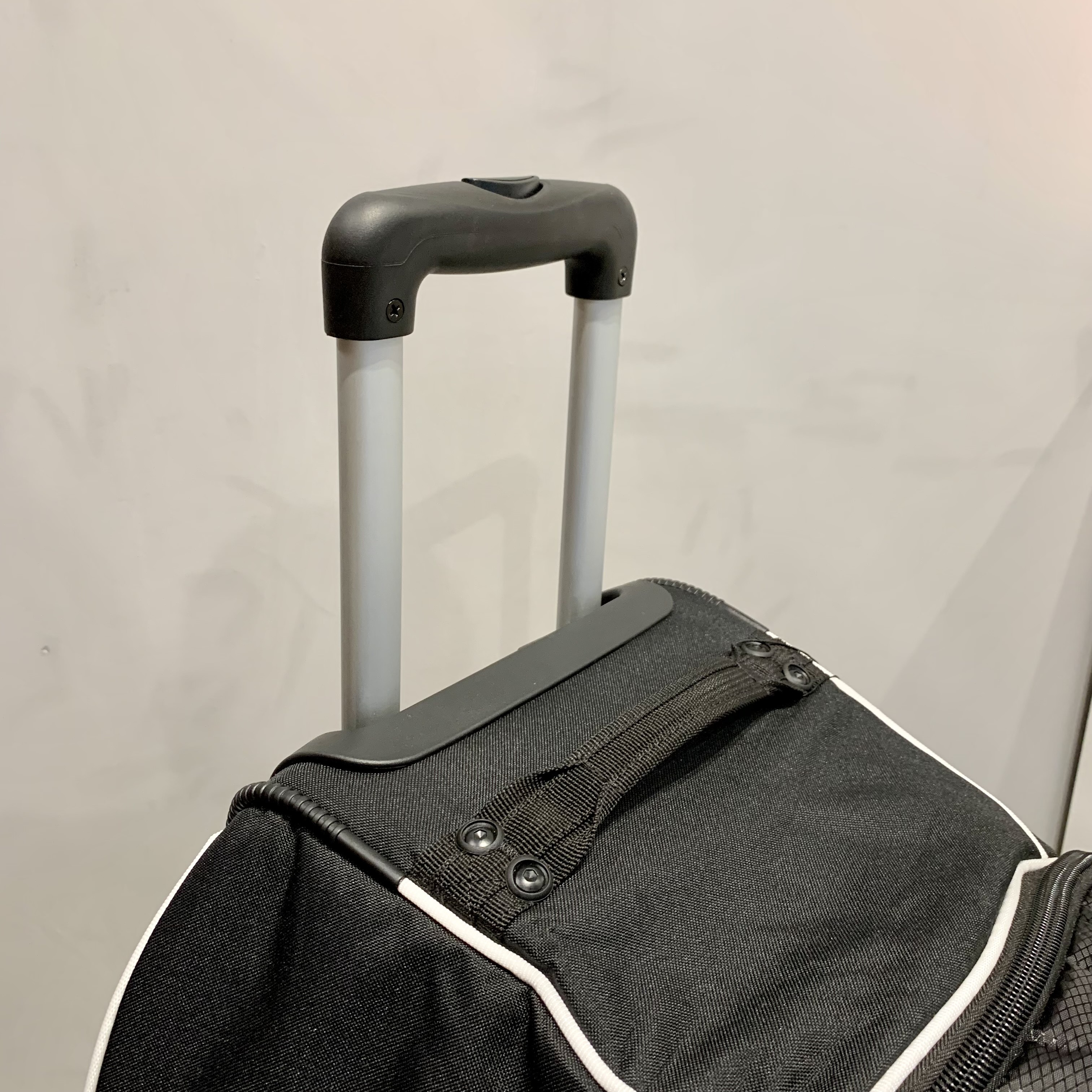 サーキットからプライベート旅行まで