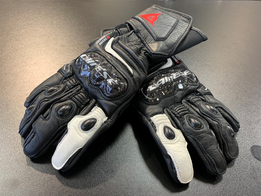 ダイネーゼ レザーグローブ CARBON 4 LONG GLOVES サイズM - バイク