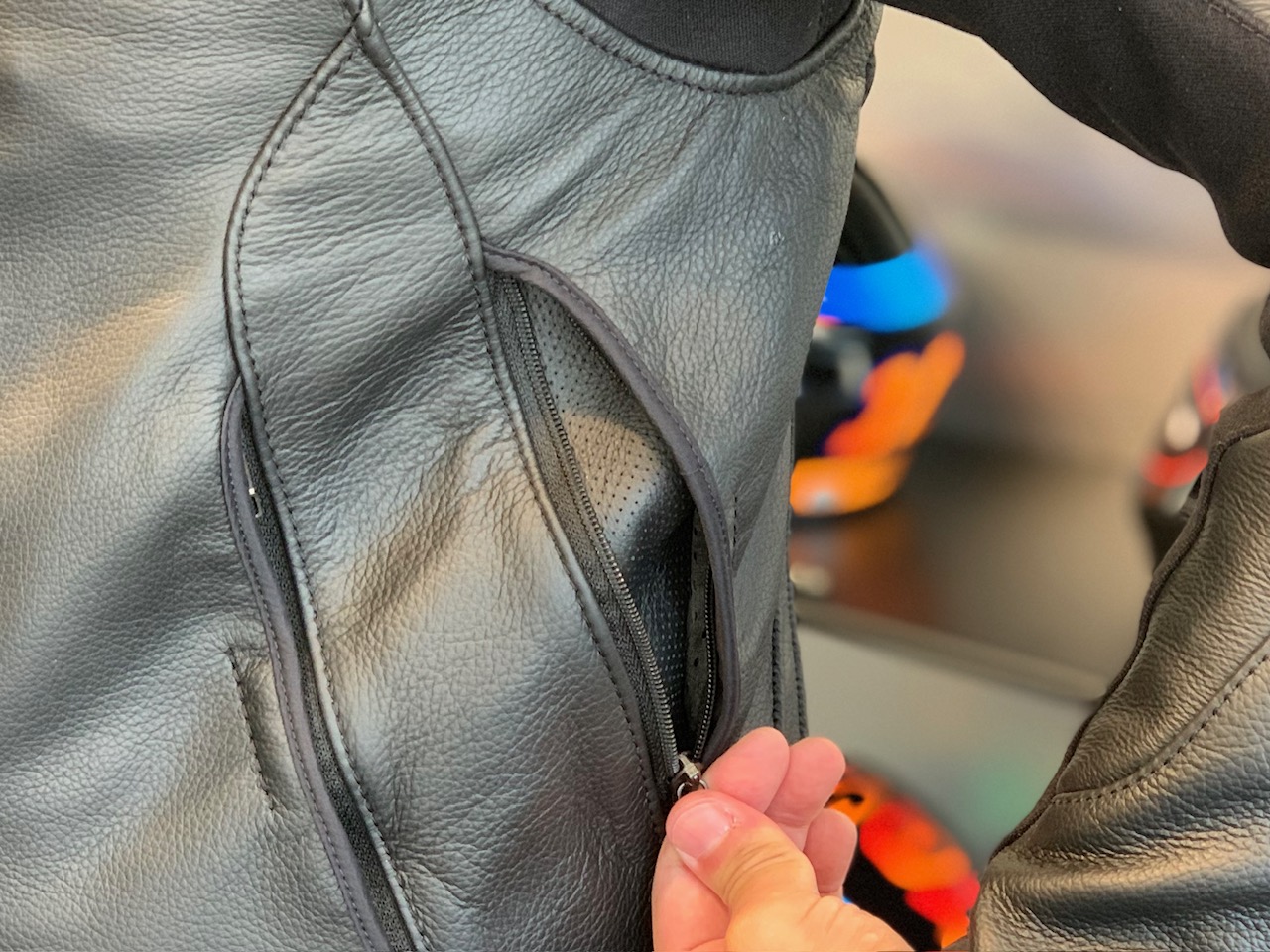 市期間中値下、ダイネーゼ テキスタイルジャケット(取り外し可能インナー付き Dainese ダイネーゼ テキスタイルジャケット(取り外し可能インナー付き