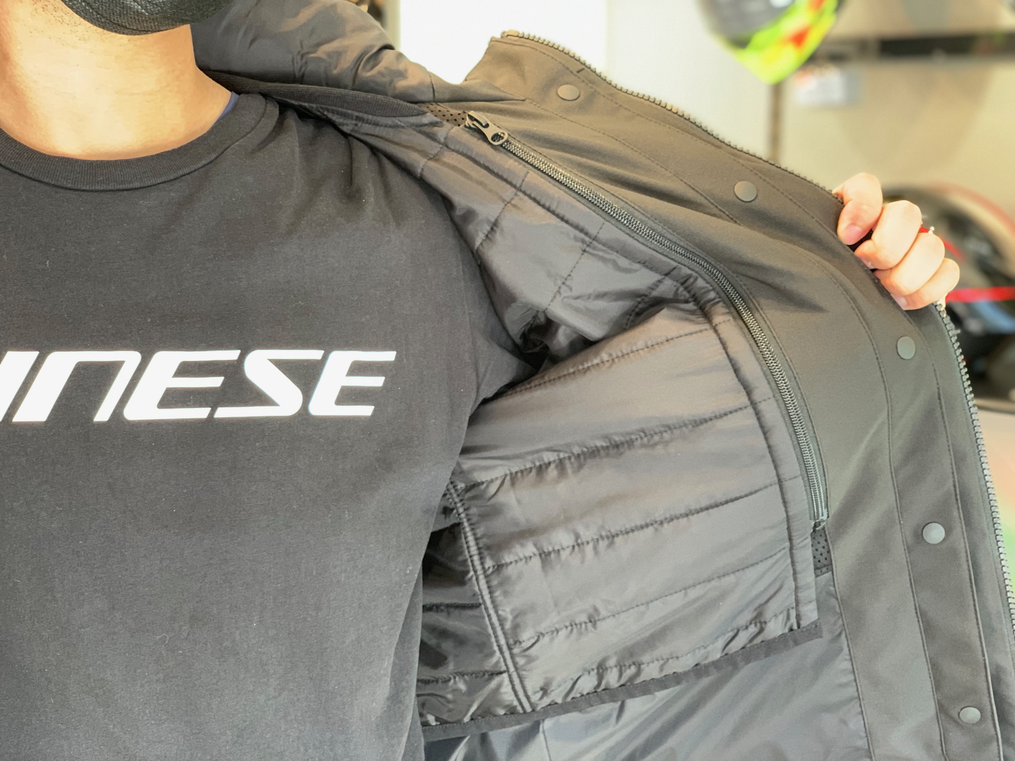 シーズンを先駆けたお勧めのメンズの3シーズンジャケット【D-DRY】