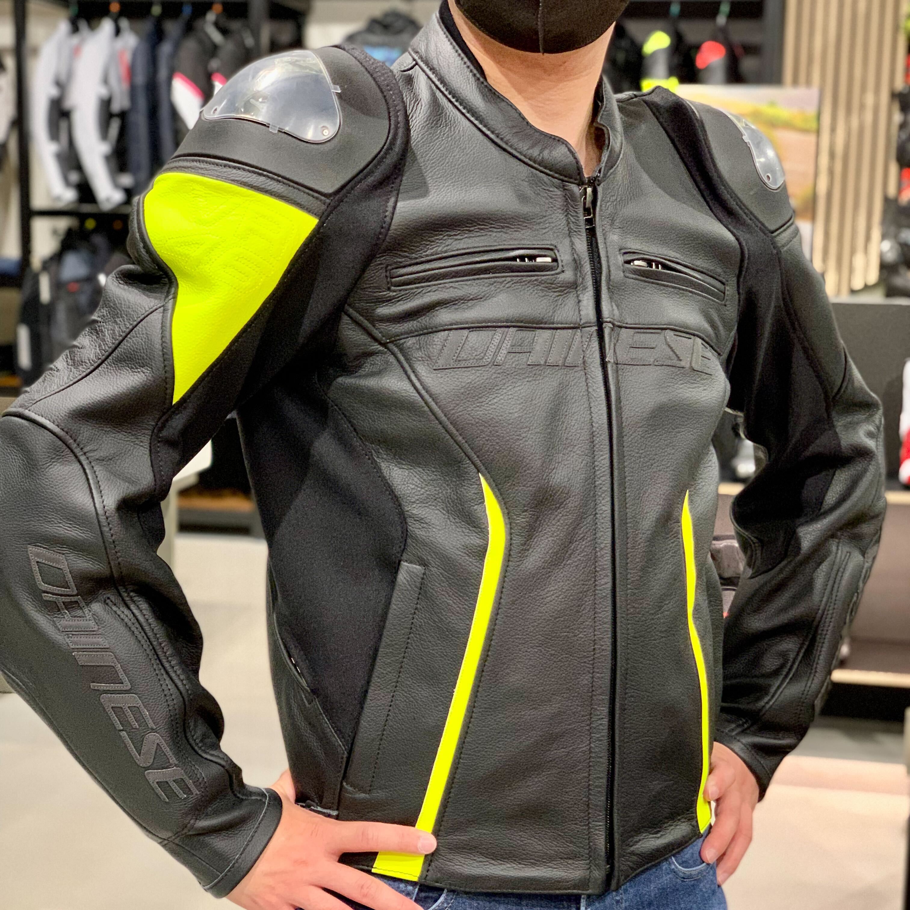 DAINESE VR46 CURB LEATHER JACKET新品未使用です