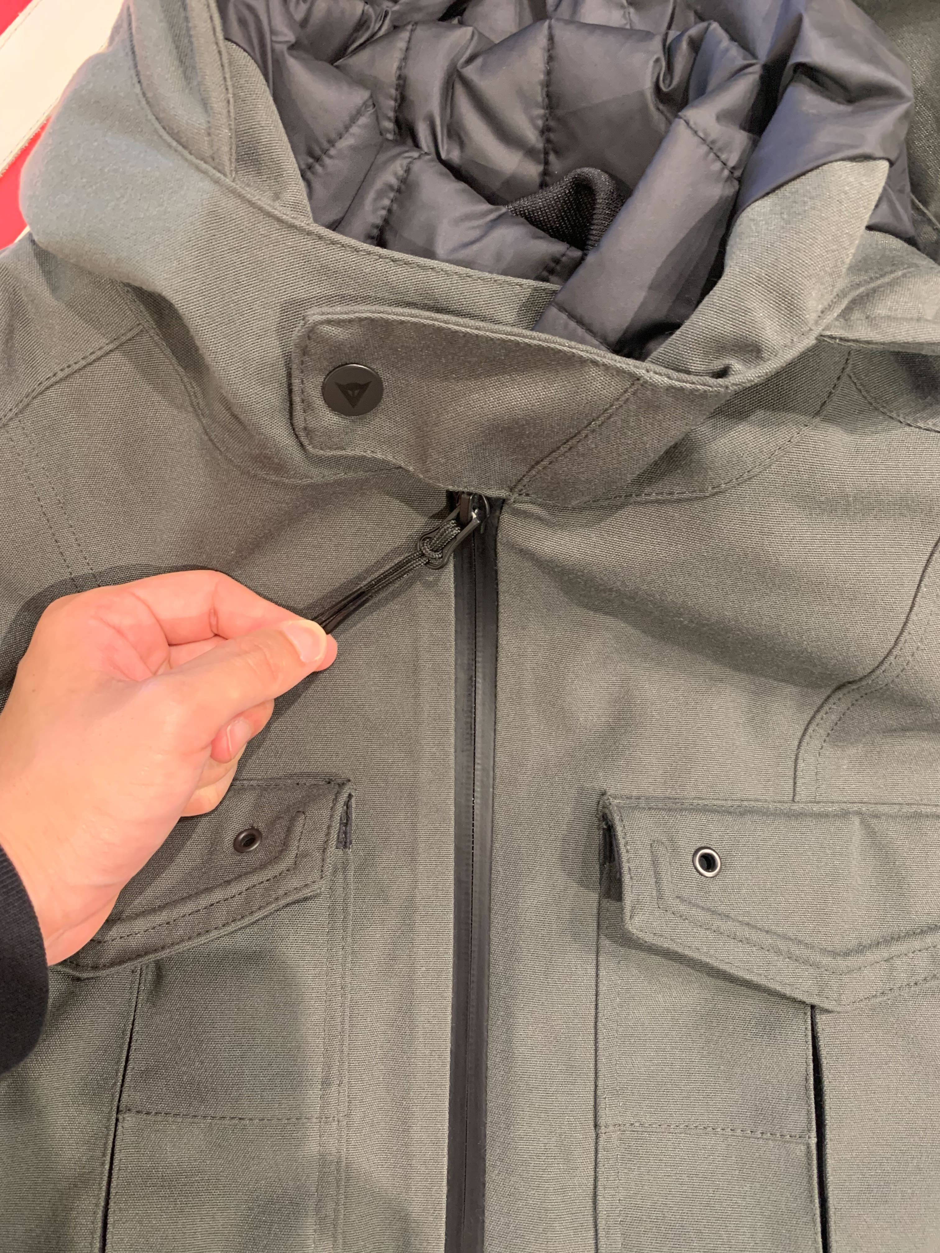 新作のカジュアルジャケットをご紹介 'DUOMO ABSØLUTESHELL™ PRO PARKA'