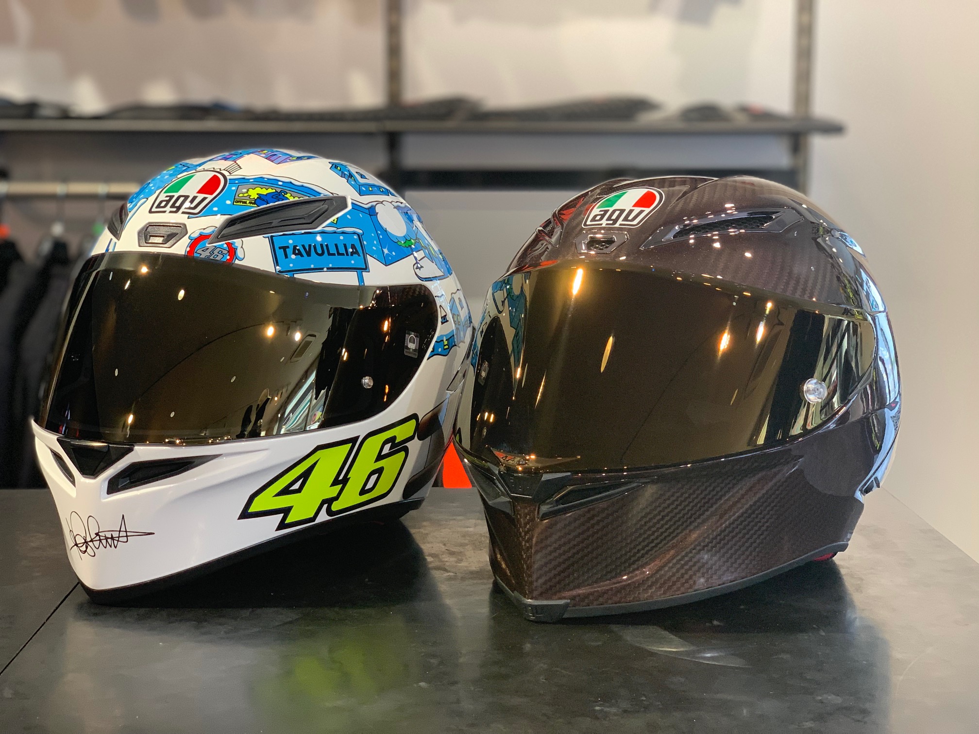 ヘルメットを華やかにするドレスアップパーツ【AGV】