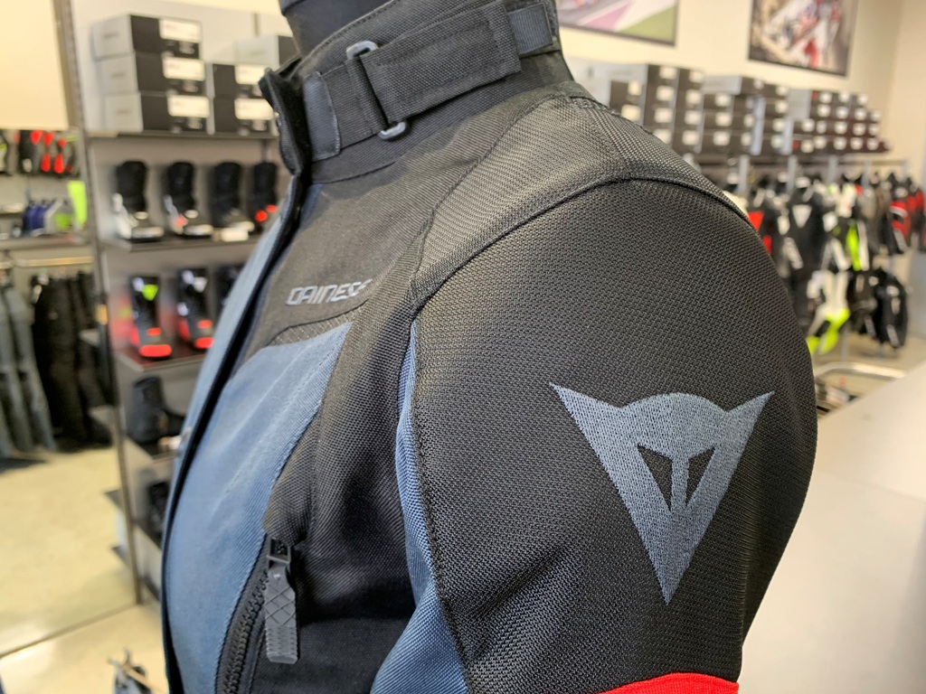 年末年始もジャケットで快適にツーリングを『TEMPEST 3 D-Dry® LADY』