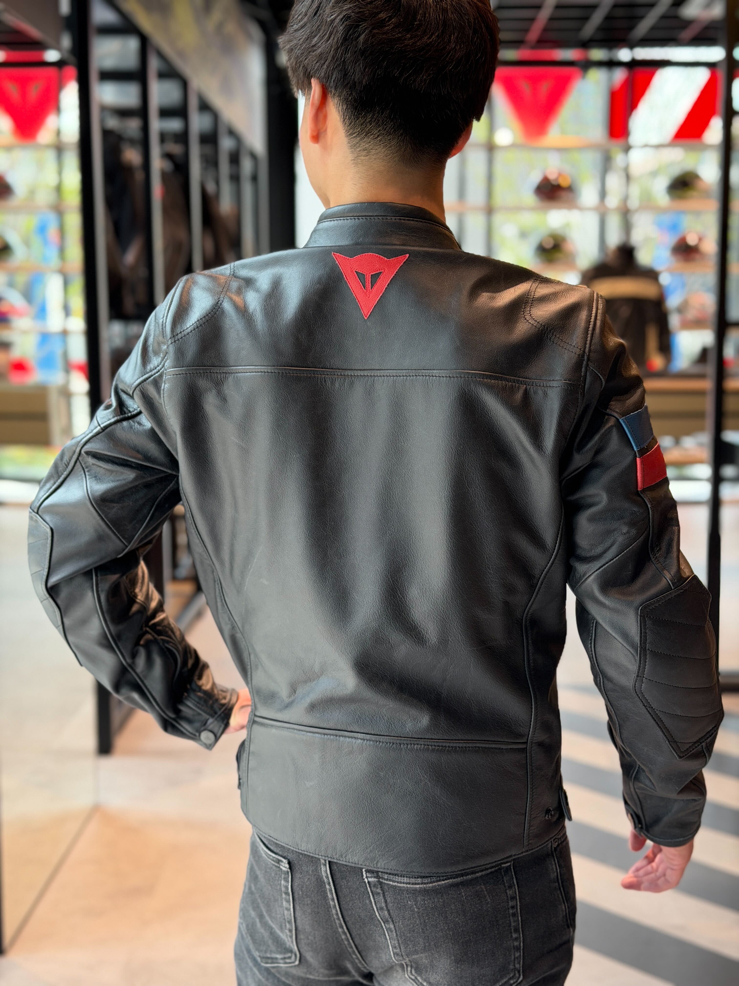 クラシカルなレザージャケットで街乗りをオシャレに『LEGGENDA LEATHER