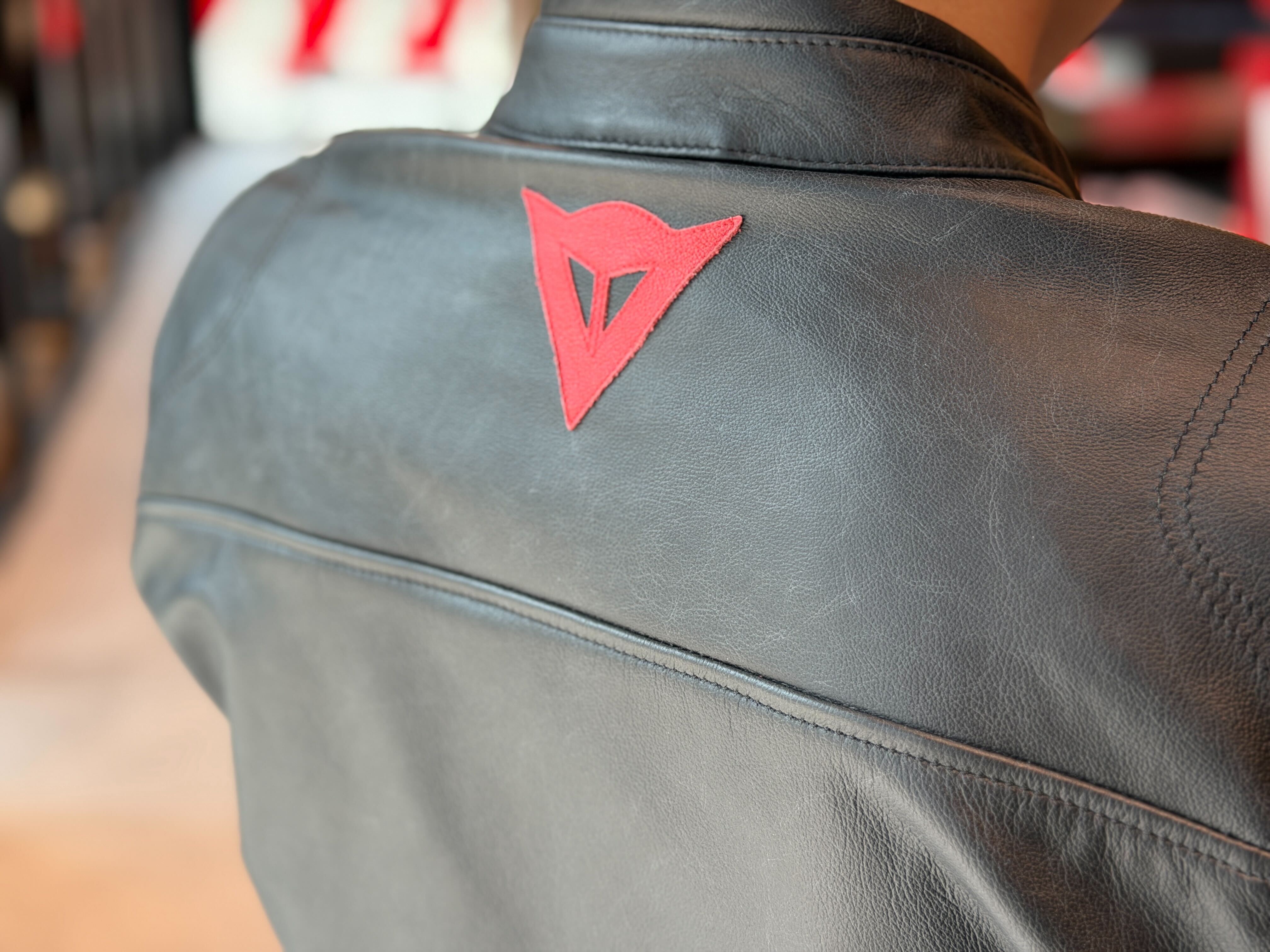 クラシカルなレザージャケットで街乗りをオシャレに『LEGGENDA LEATHER