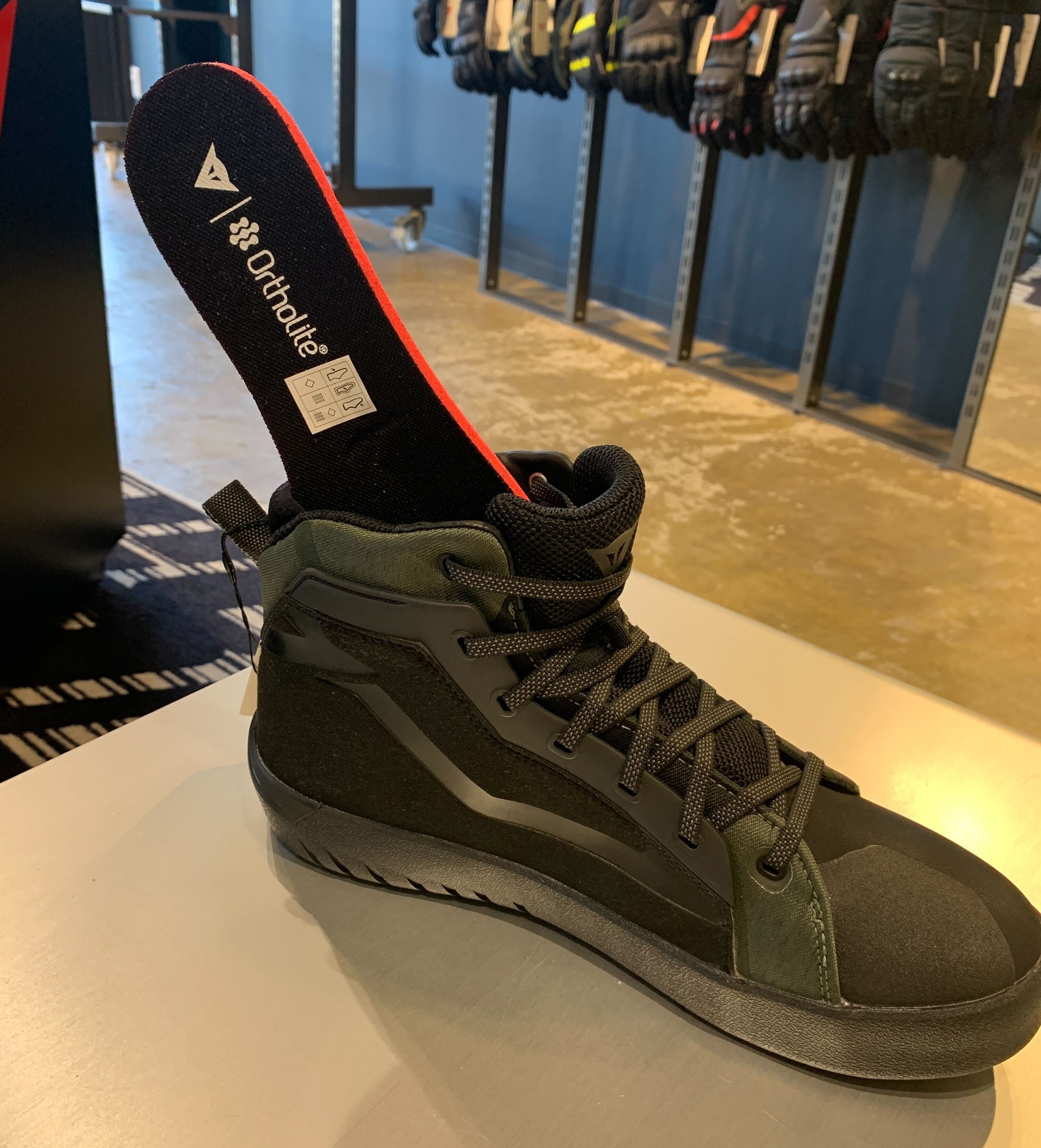 寒い時こそ『GORE-TEX』‼～GORE-TEX商品のご紹介～