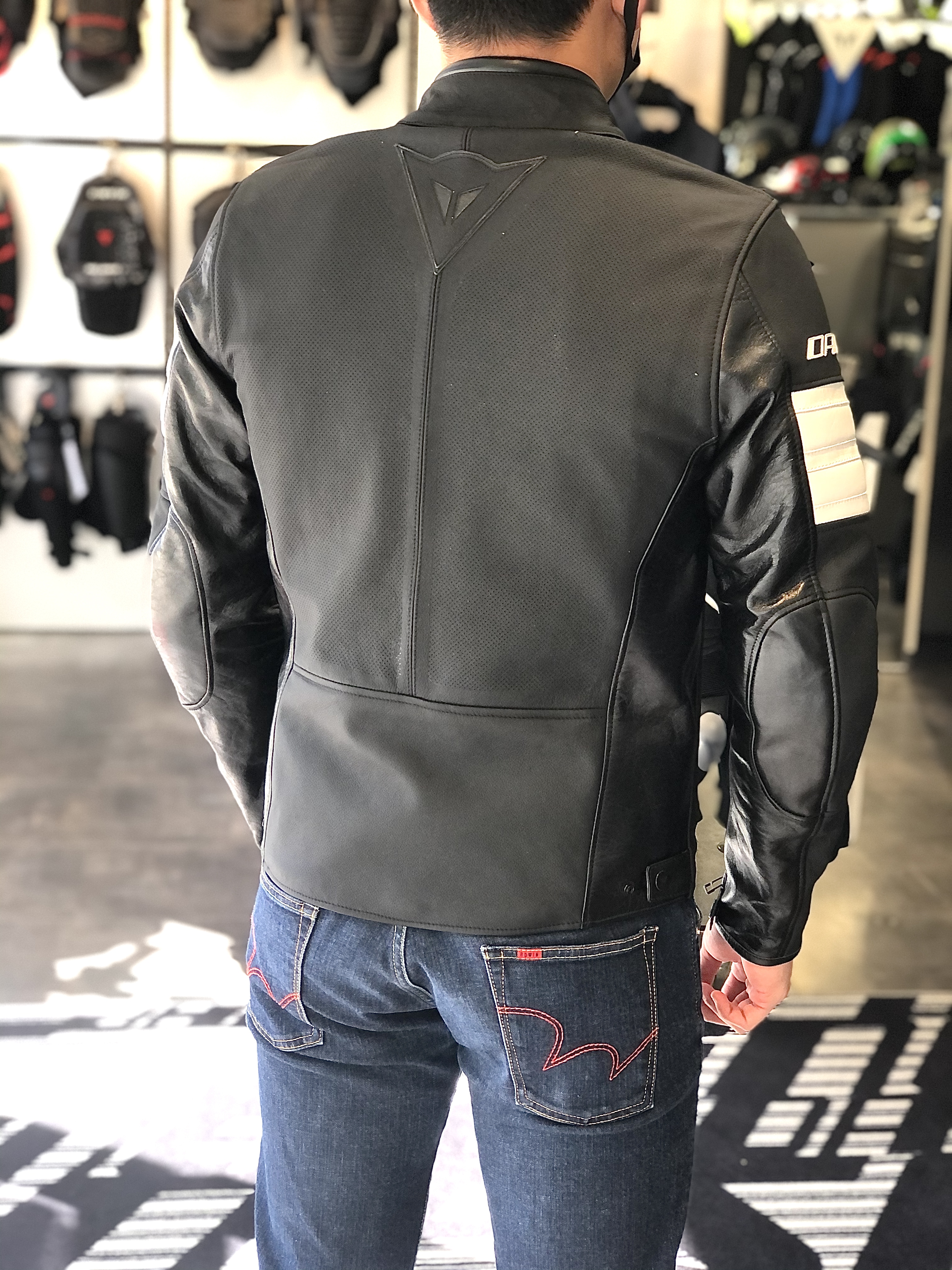 クーポン利用 【くろさん専用】DAINESE SANDIEGOレザージャケット 茶50