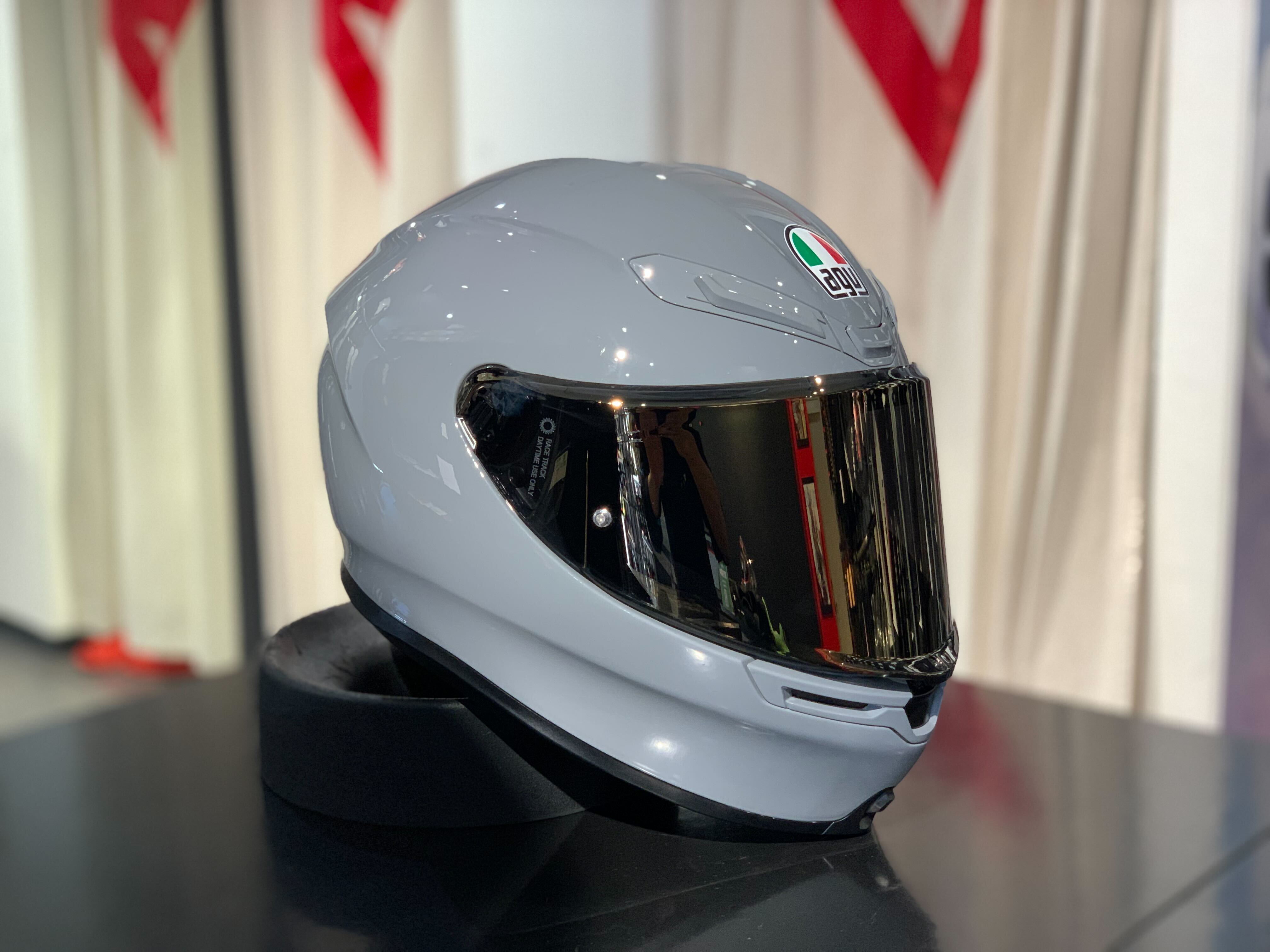 AGVヘルメット”最軽量モデル”『K6』のご紹介