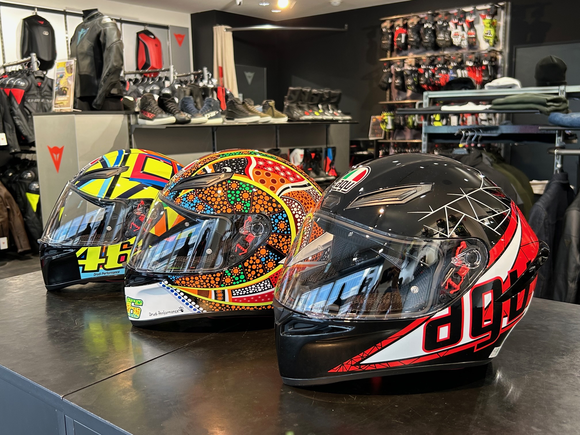 代表的なAGVのフルフェイスモデルのご紹介