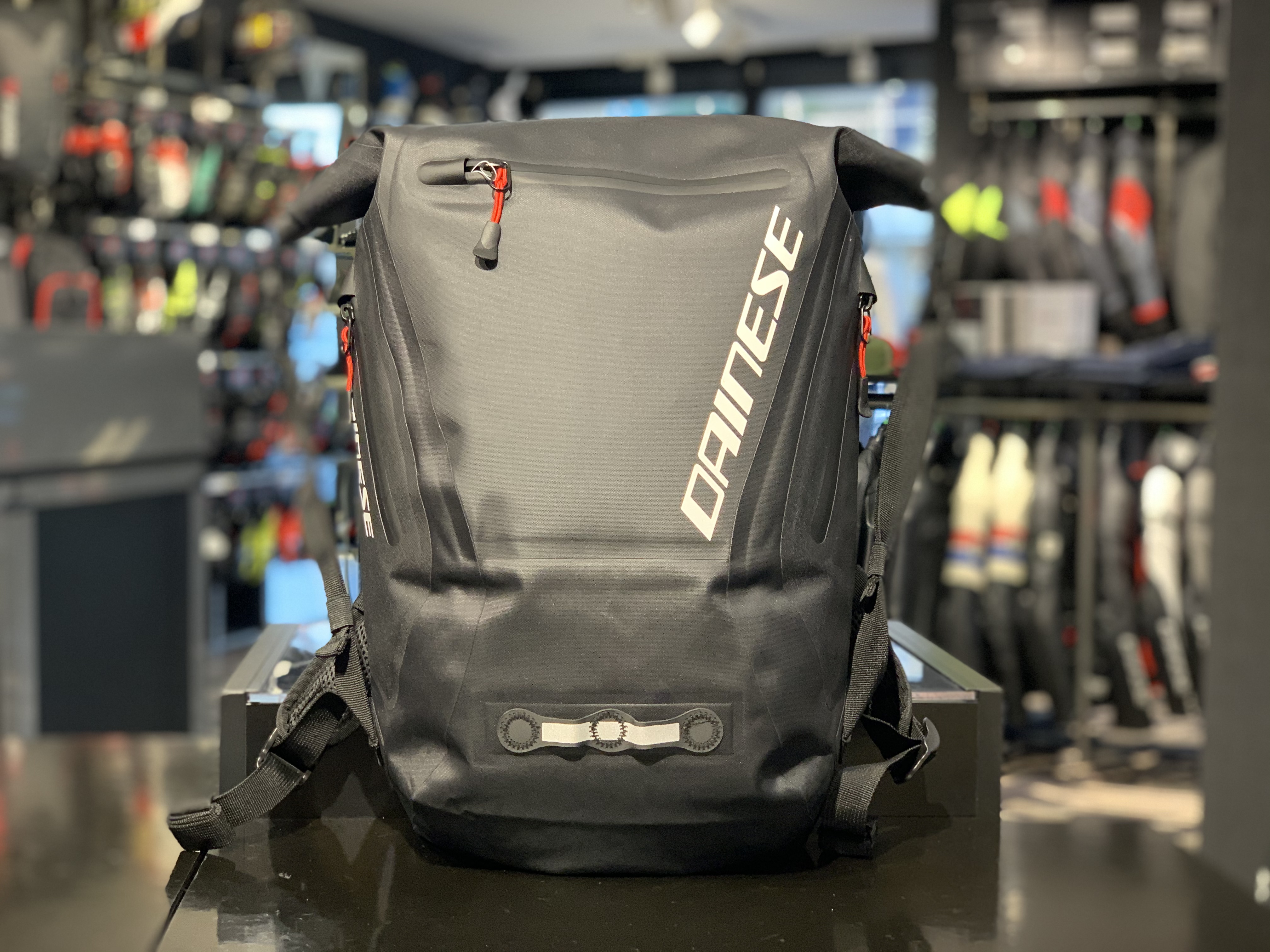 ダイネーゼ DAINESE D-STORM バックパック 新品未使用 タグ付き26L ...