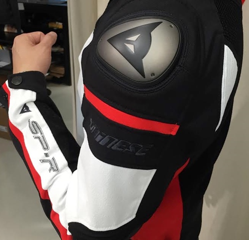 000bee11-df90-4317-8ade-f6e3c2ccd9b1