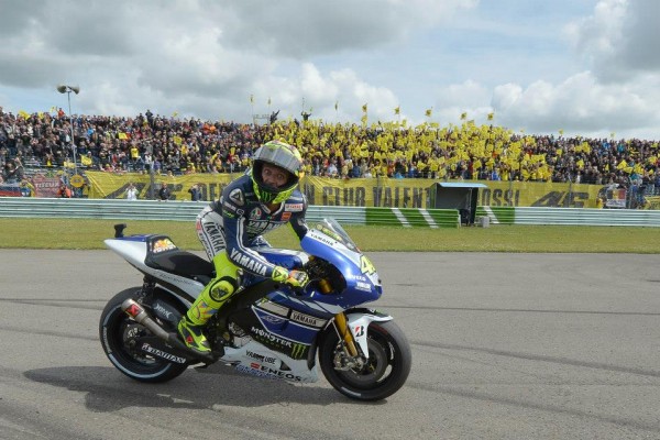 1011409_10151544573698727_1222006437_n