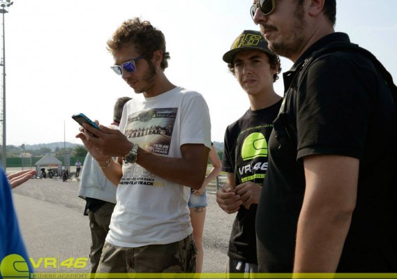 10517572_795291843835597_5503248243045270273_n