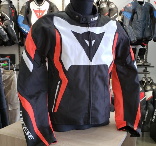 イタリアから多数の商品が入荷しました~♪