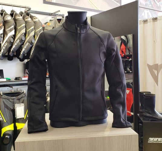 GORE-TEX ジャケットとD-airシステムが融合！『CARVE MASTER 2 D-AIR