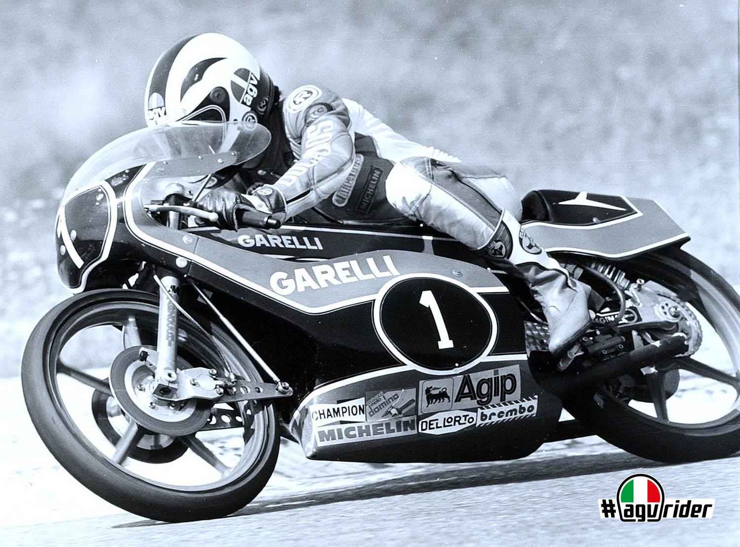 AGV 70年記念モデル レア物 AGV 70周年！！【ANNIVERSARIO】