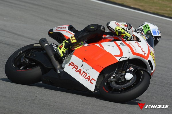 1548061_10151980999878727_1417260772_o