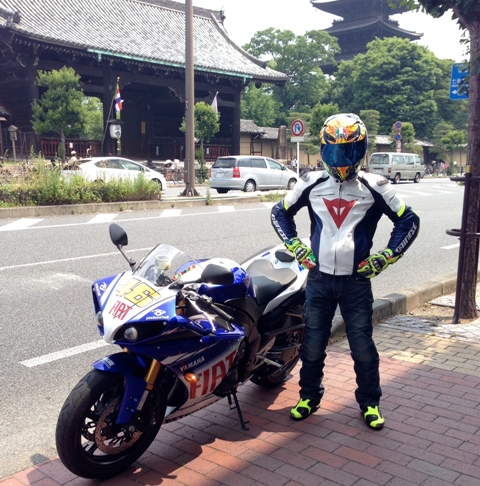 お客様のバイク紹介「YAMAHA YZF-R1 FIAT」