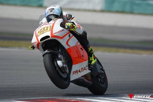 1618347_10151981000028727_408496878_o