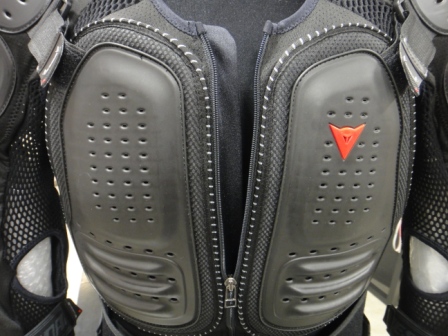DAINESE最高峰のプロテクトジャケット!!!