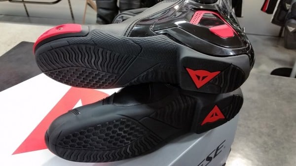 Dainese COURSE D1 OUT 27cm レーシングブーツ COURSE D1 OUT BOOTSのご紹介