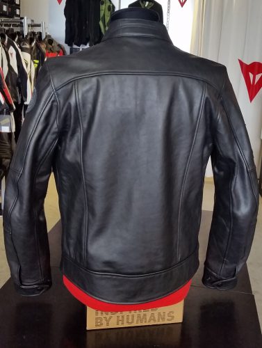 DAINESE45周年記念のカッコぃぃレザージャケット!!!