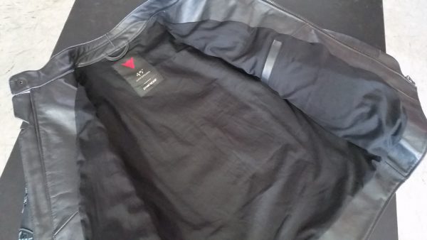 DAINESE45周年記念のカッコぃぃレザージャケット!!!
