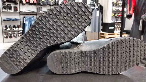 ソールまでもがオシャレです!! IMOLA72 BOOTS