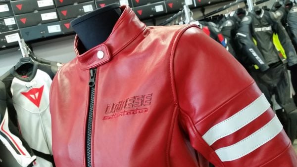 最大75％オフ！ FRECCIA72 ダイネーゼ dainese 54 定価83000円