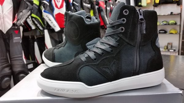 サイドジッパー付き『METROPOLIS D-WP SHOES』が入荷しました♪