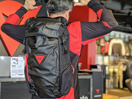 D-THROTTLE BACK PACKのご紹介☆