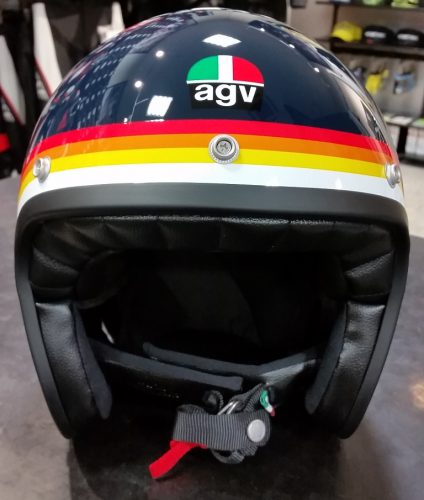 AGV LEGENDS X70にNewモデルが登場ですd(´∀`*) AGV LEGENDS X70にNewモデルが登場ですd(´∀`*)