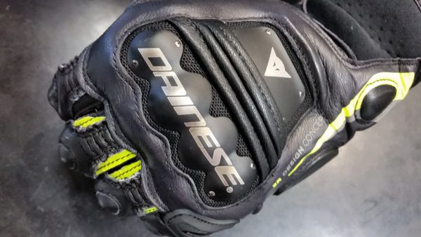 インタイプモデルの『STEEL-PRO IN GLOVES』が入荷しました♪