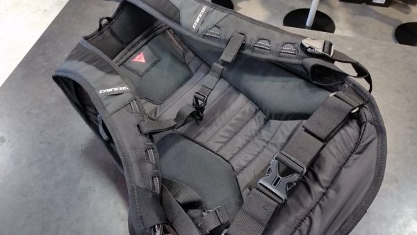 D-MACH BACKPACK』にNewカラーが初お見えです(*^^*)