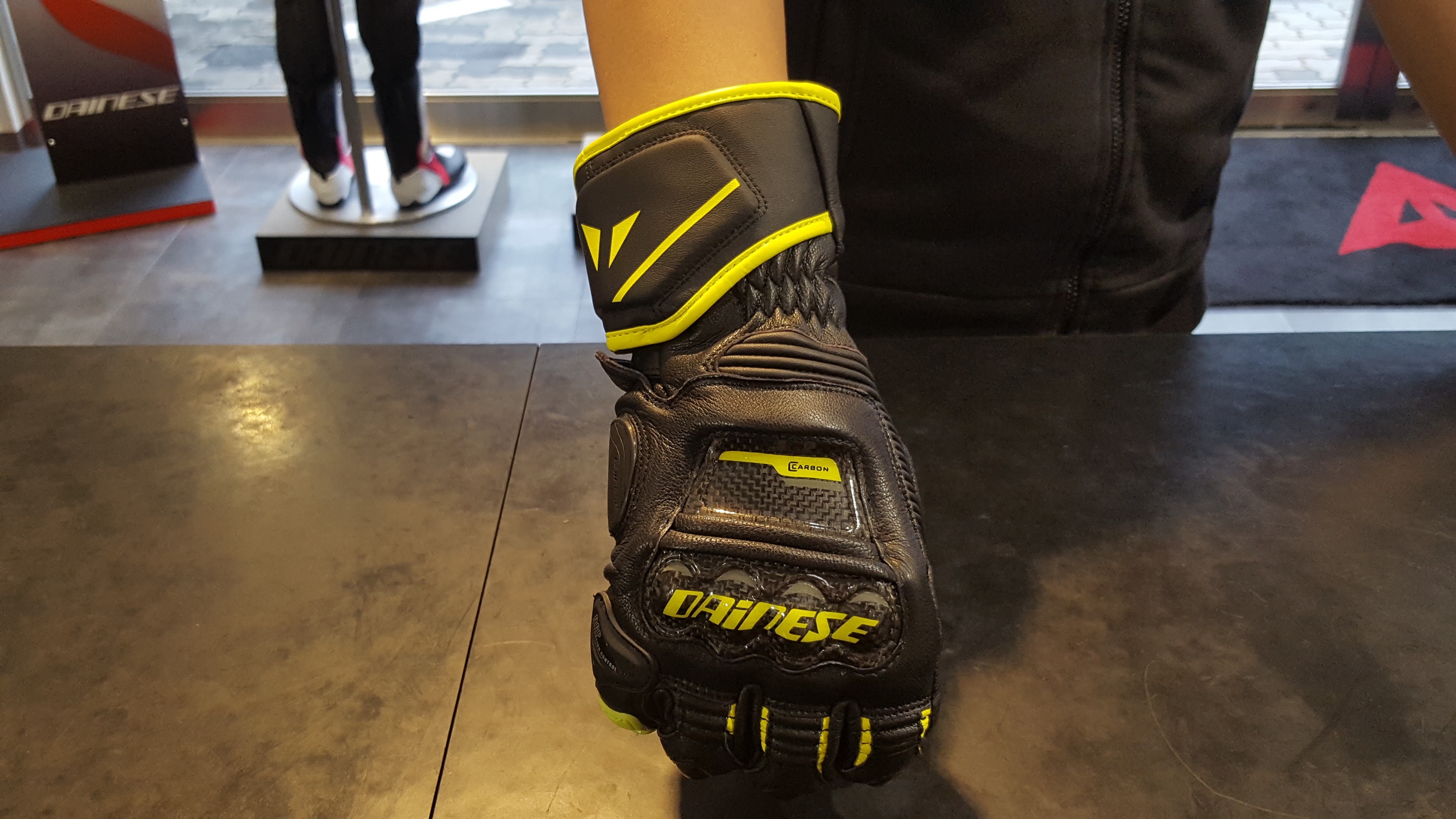 快適に より安全に【STEEL-PRO IN GLOVES】