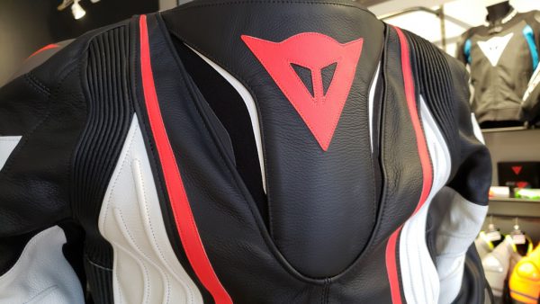 TUONO D-AIR LEATHER JACKETのご紹介。