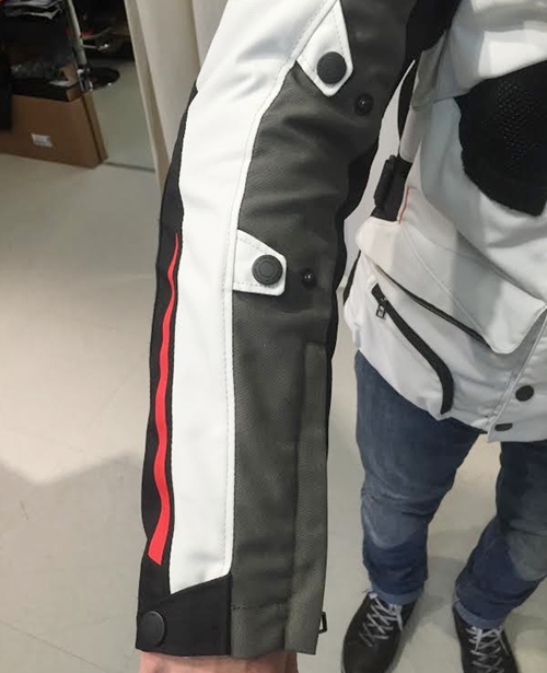 2f455e79-4c5a-436a-bf0f-8d899c91a97d